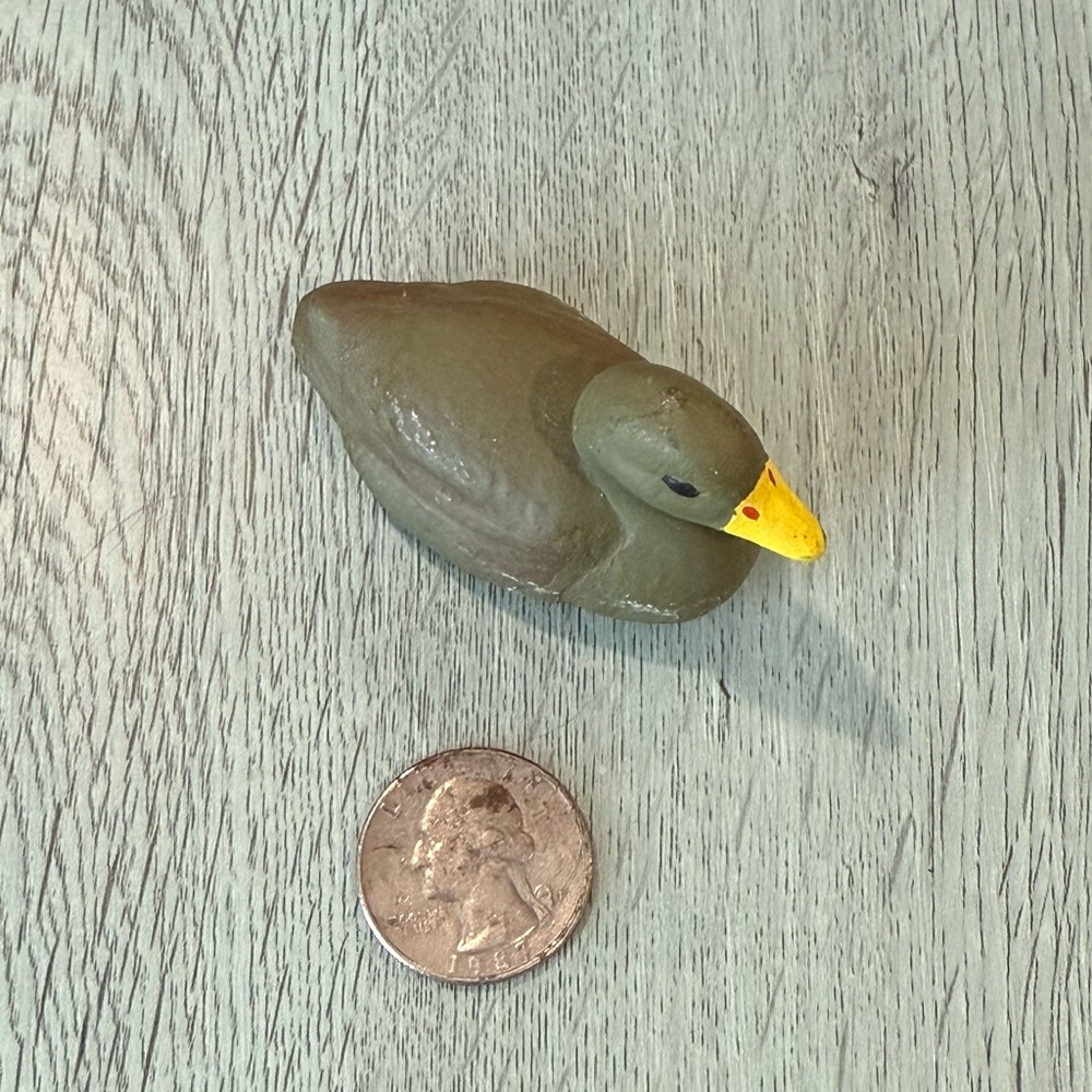 Vintage Ceramic Painted Duck Figurine - Picture 2 of 8